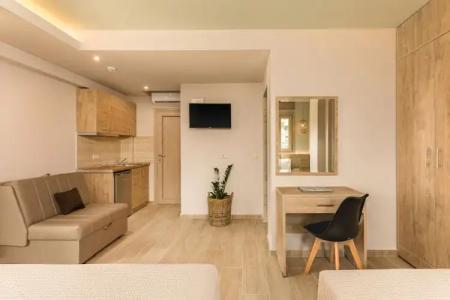 Makris Olympian Collection - 18