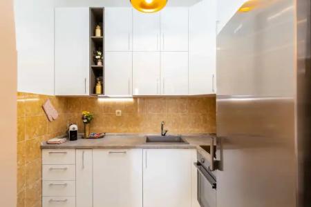 Apart Katunjanin - 86