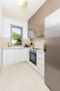 Apart Katunjanin - 110