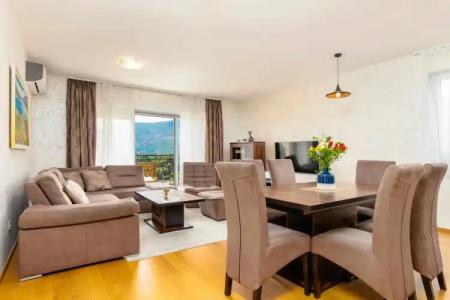 Apart Katunjanin - 56