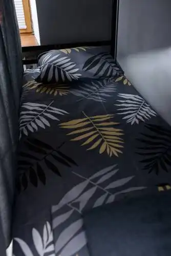 UNEED First Hostel - 40