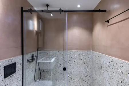 The Athenians Art Apartments - 33