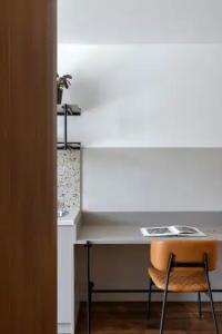 The Athenians Art Apartments - 58