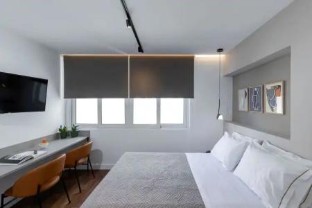 The Athenians Art Apartments - 142