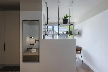 The Athenians Art Apartments - 123