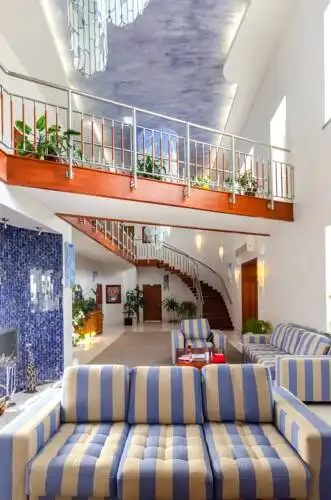 White Residence & Spa - 5