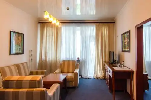 White Residence & Spa - 33