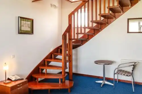 White Residence & Spa - 37