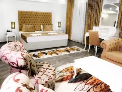 Mari̇ne Vi̇ew - 61