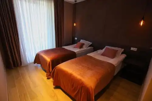 INSIDE - 33