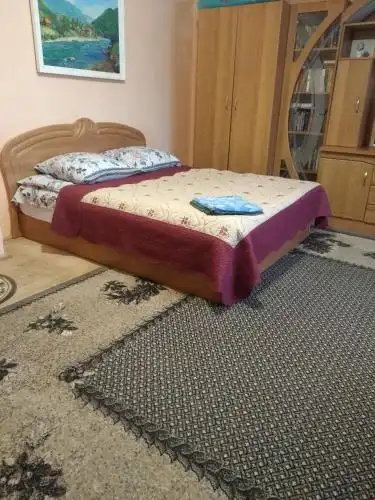 Медовий двір - 16