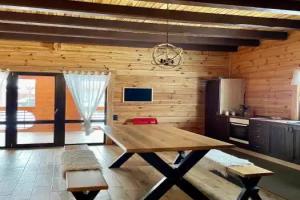 Tini Predkiv Guest house, Plave