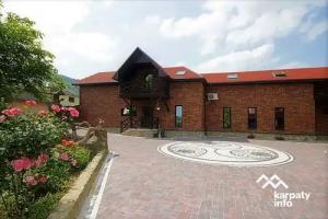 Hamam Villa Daroso z baseynom, Kosiv