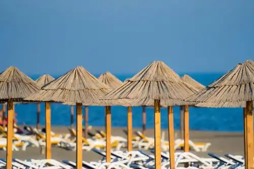 HILLS RESORT Beach & Bungalows & Bar - Baldachin included - 8