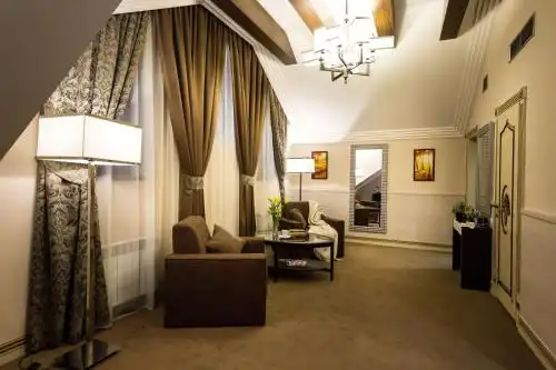 Park Warshawskiy - 34