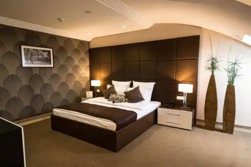 Park Warshawskiy - 32