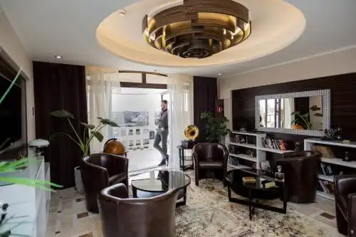 Park Warshawskiy - 21