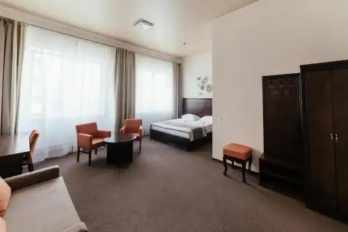 Diamant LPK GTRS Mini-hotel - 1