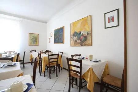 4F Boutique Florence - 20