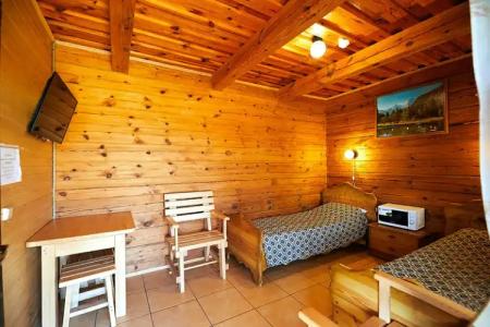 Домики на берегу озера - 3