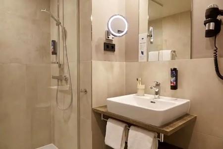 Holiday Inn - the niu, HUB DUSSELDORF MESSE by IHG - 61