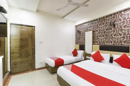 OYO 3381 Tollygunge - 11