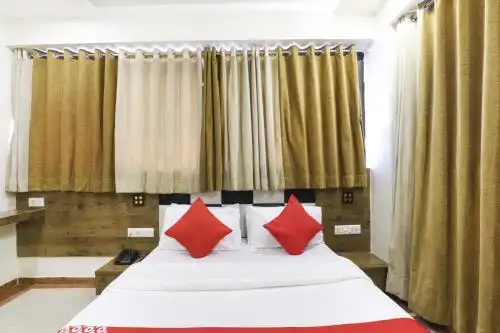 OYO 3381 Tollygunge - 1