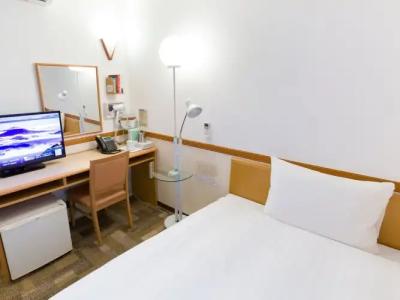 Toyoko Inn Hokkaido Sapporo-Eki Nishi-Guchi Hokudai Mae - 60