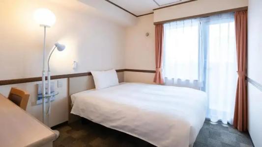 Toyoko Inn Hokkaido Sapporo-Eki Nishi-Guchi Hokudai Mae - 22