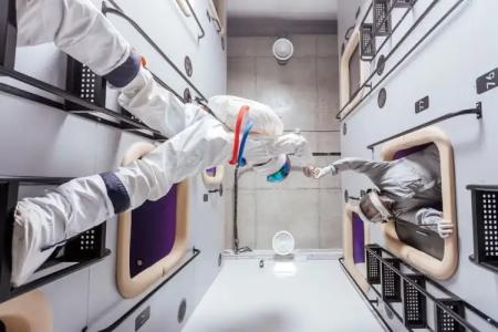 Capsule Constellation 91 - 18