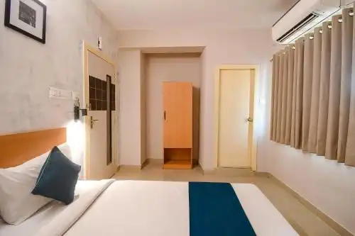 FabMayfair Tower Hussainpur - 17