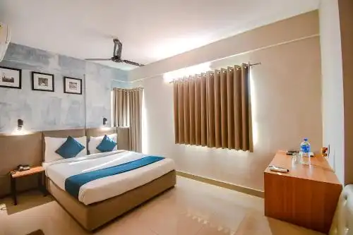 FabMayfair Tower Hussainpur - 20