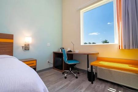 SPOT X Orlando/Intl Dr by The Red Collection - 27