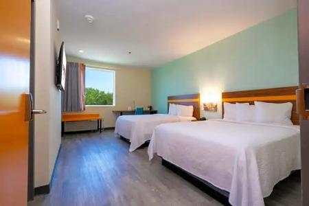 SPOT X Orlando/Intl Dr by The Red Collection - 45