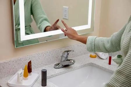 SPOT X Orlando/Intl Dr by The Red Collection - 36