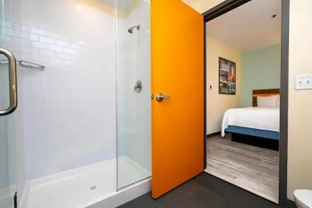 SPOT X Orlando/Intl Dr by The Red Collection - 50