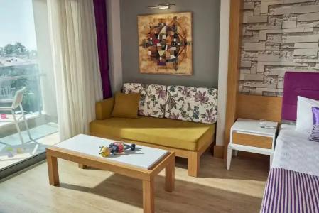 Tui Magic Life Jacaranda - 56