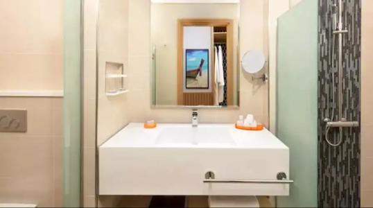 Centara Mirage Beach Resort Dubai - 139
