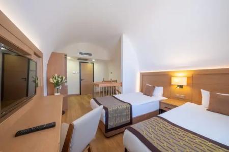 Salamis Park & Casino - 101