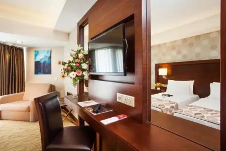 Salamis Park & Casino - 70