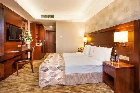 Salamis Park & Casino - 69