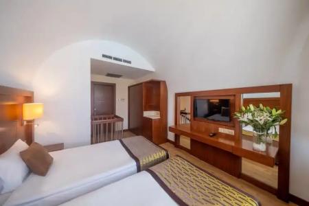 Salamis Park & Casino - 98