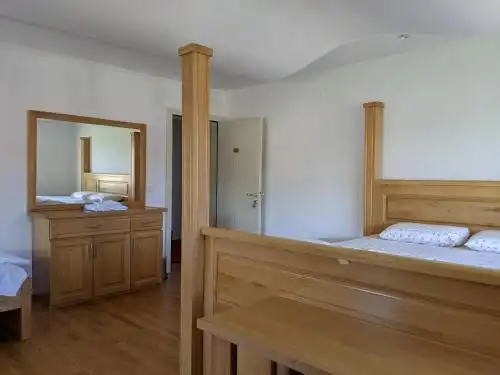 Rooms and Restaurant Abas - 34