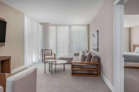 Acqua Bay Luxury Apartments - 25