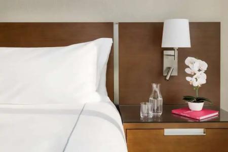 Acqua Bay Luxury Apartments - 2