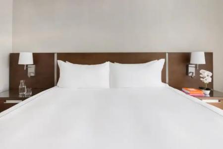 Acqua Bay Luxury Apartments - 39