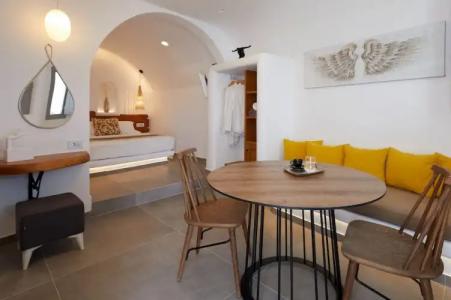 Allure Breeze Suites - 40