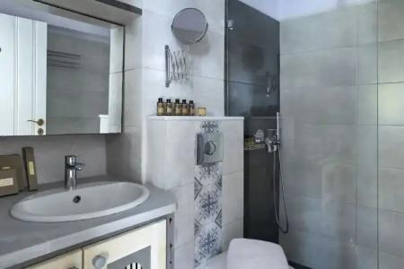 Allure Breeze Suites - 9