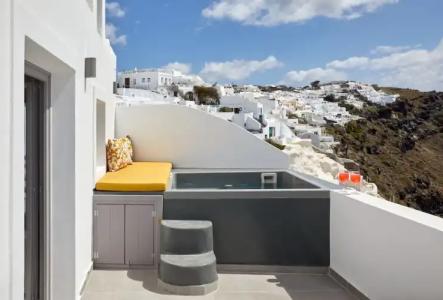 Allure Breeze Suites - 63