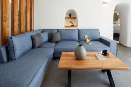 Allure Breeze Suites - 105